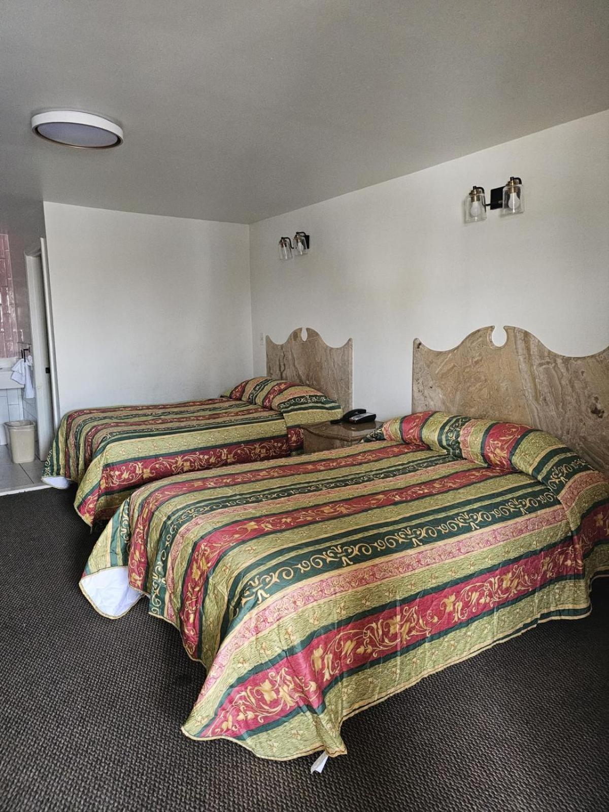 נורת' ברגן Westview Motel מראה חיצוני תמונה